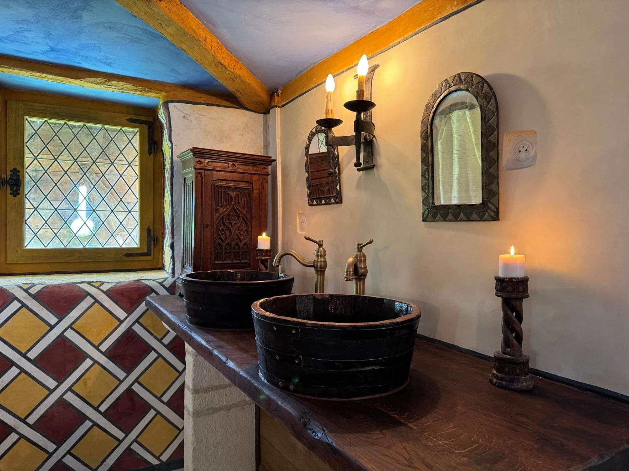 Château de Champrenault Extérieur photo