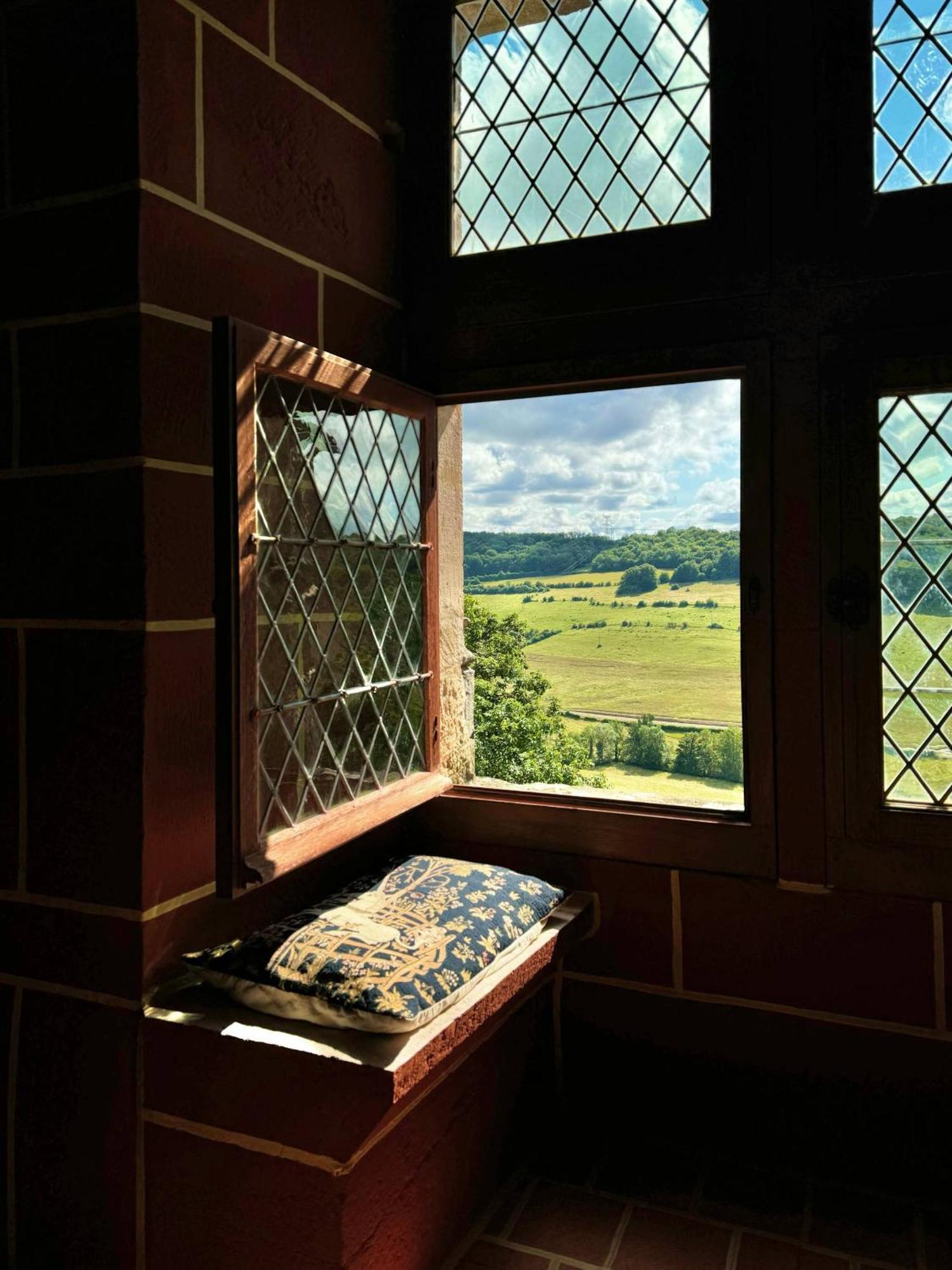 Château de Champrenault Extérieur photo