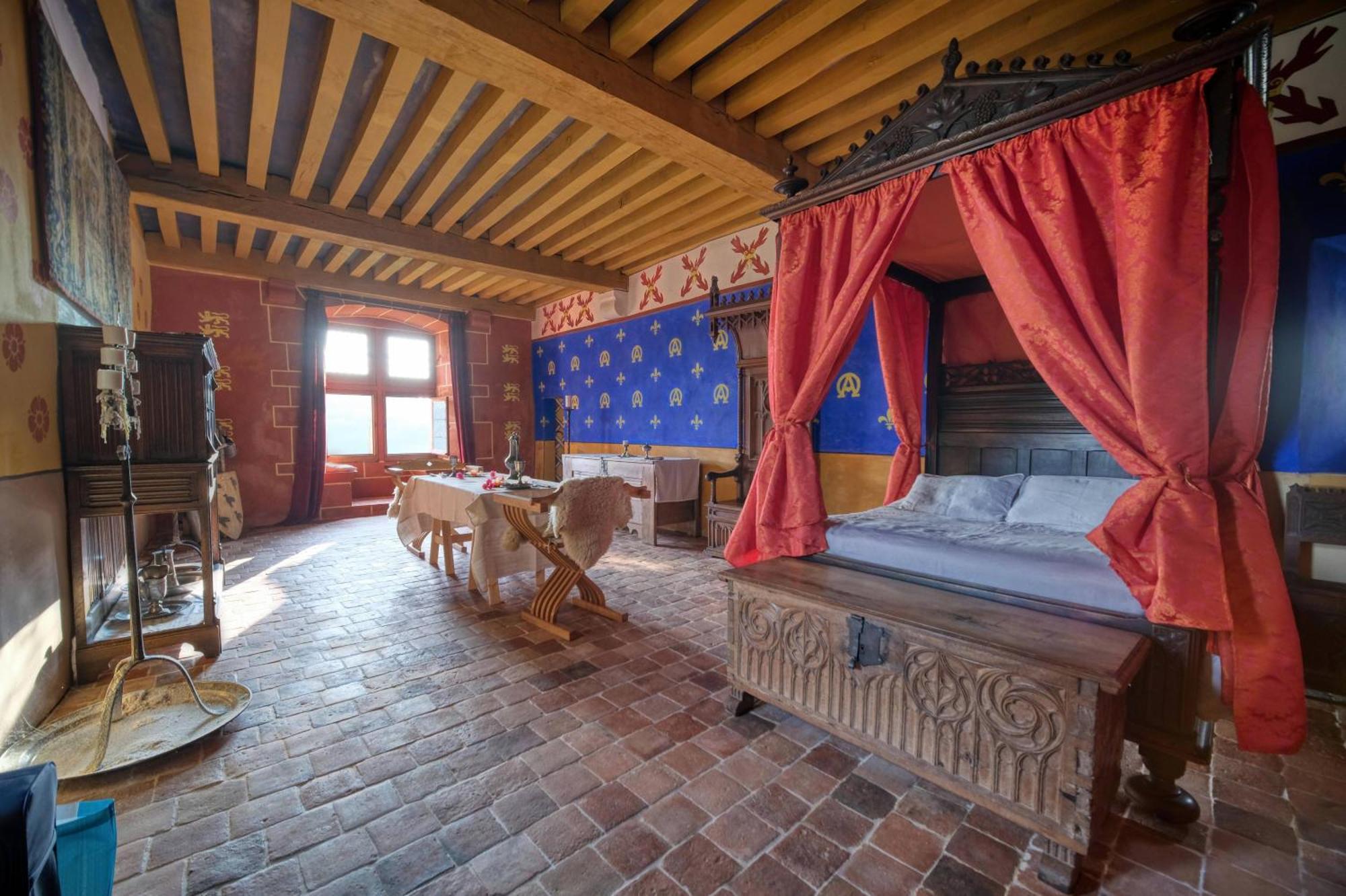 Château de Champrenault Extérieur photo